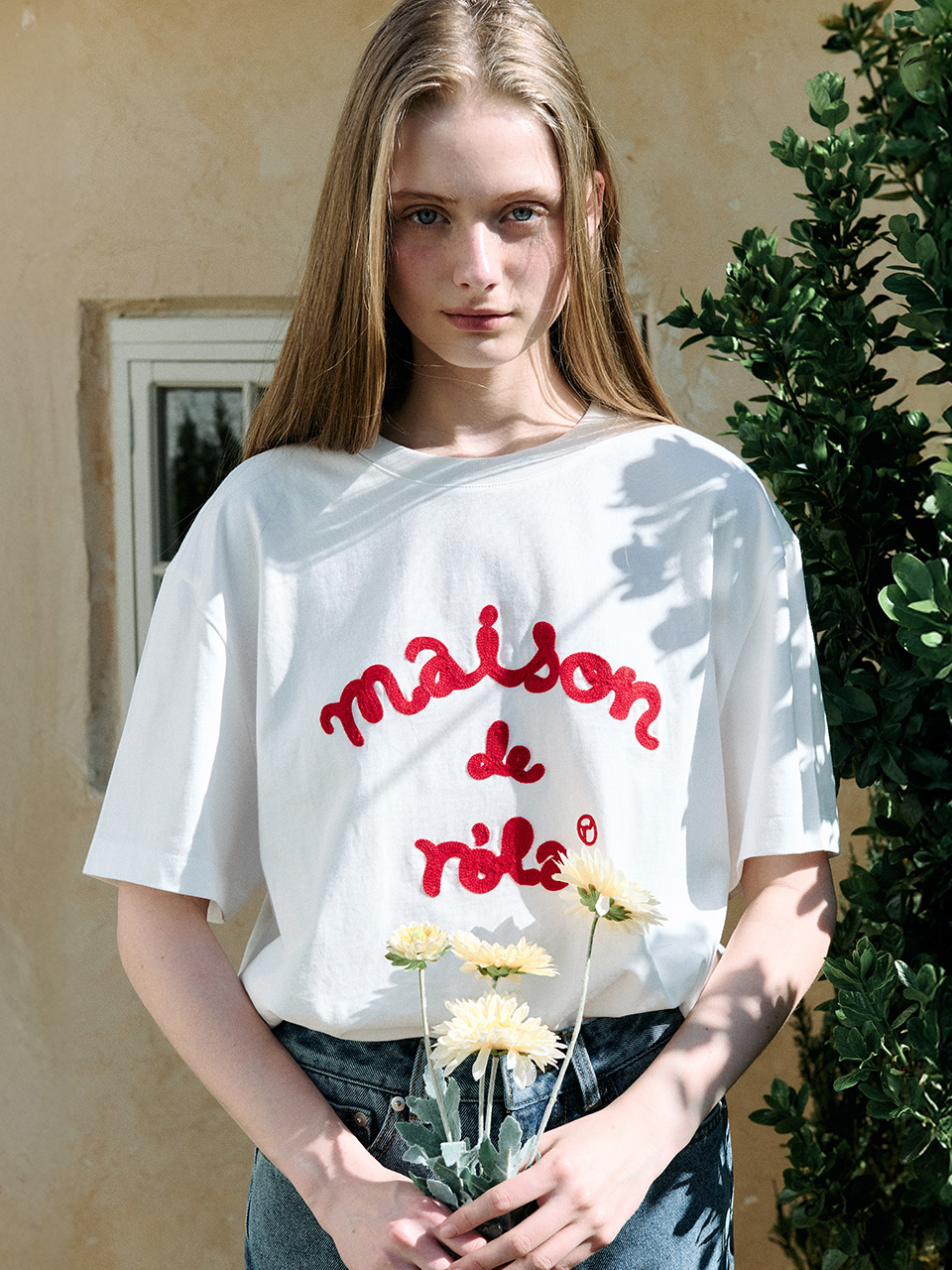 rolarola MAISON DE ROLA EMBROIDERY T Shirt (Jang Wonyoung WAER)