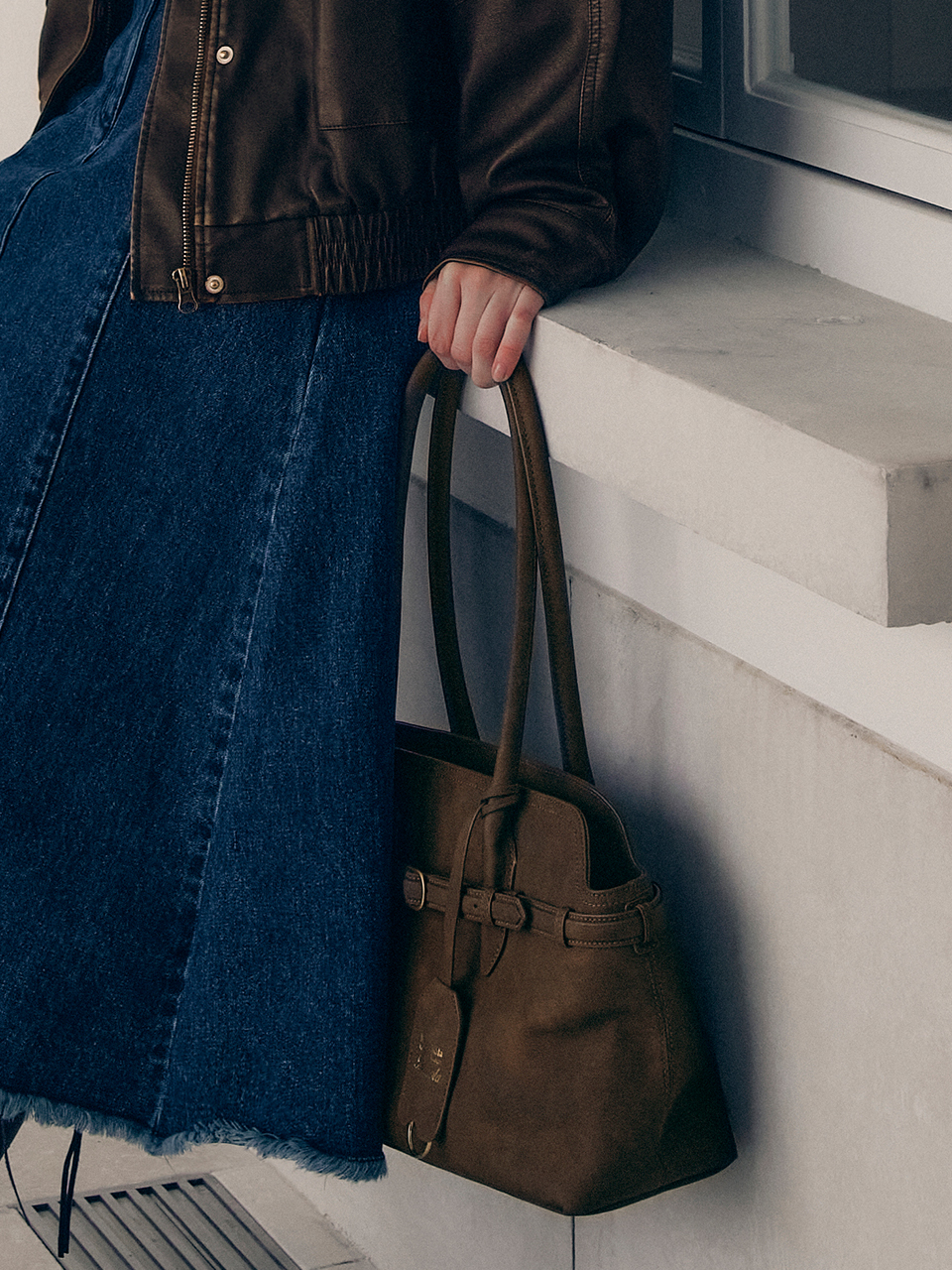 ● ROLAROLA ● 人気！BUCKLE TOTE BAG MUSINSA公式 | ROLAROLA BUCKLE TOTE BAG BROWN