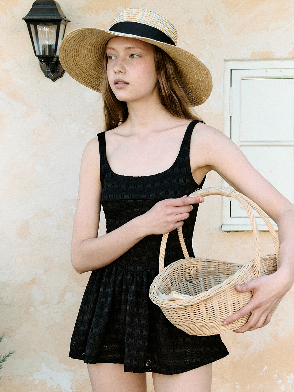 ★送料・関税込★ROLAROLA★SLEEVELESS STRAP ONE-PIECE ★ le HALTER-NECK DRAWSTRING ONE-PIECE[RW45-JLE24SOP07]｜URBAN