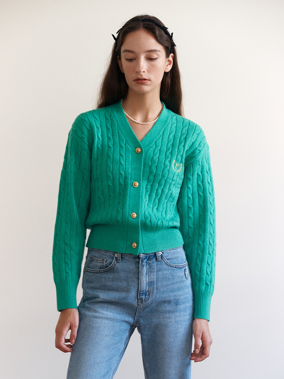 V NECK CABLE CARDIGAN GREEN