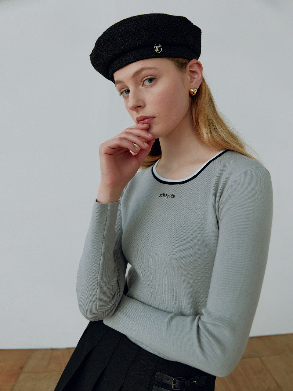 TWO-TONE LINE KNIT GRAY