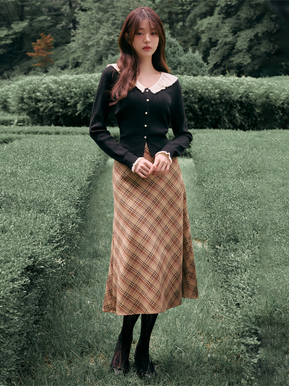韓国アイドル着用【ROLAROLA】ROLAROLA LACE PINTUCK LONG SKIRT ROLAROLA LACE PINTUCK LONG SKIRT