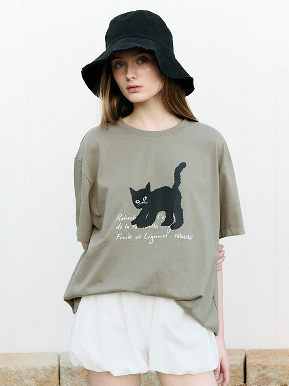 韓国アイドル【ROLAROLA】ROLA CAT FRIENDS LOOSE FIT T-SHIRT Rola Rola x Jang Wonyoung] Rola Cat Friends Loose Fit T