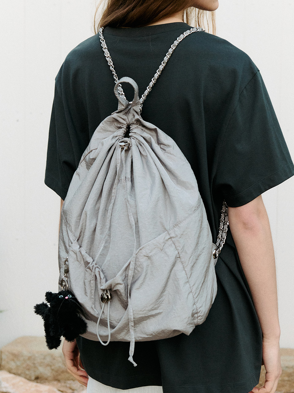 ストリングバックパック【ROLAROLA】NYLON CHAIN BACKPACK MUSINSA公式 | ROLAROLA NYLON CHAIN BACKPACK BLACK